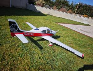 AVION CIRRUS SR22  GR