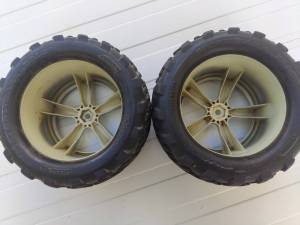 Roues voiture monstertruck RC Traxxas Revo 1/8