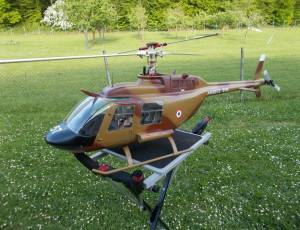 Bell 206 jet ranger, 900 €